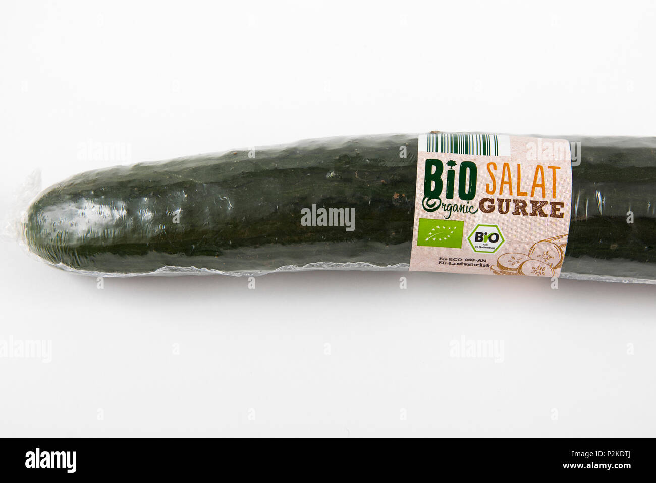 Frische Lebensmittel, Bio Lebensmittel, Bio Gemüse, jedes einzeln verpackt in der Plastikverpackung, alle Essen im gleichen Supermarkt auch ohne p verfügbar ist Stockfoto