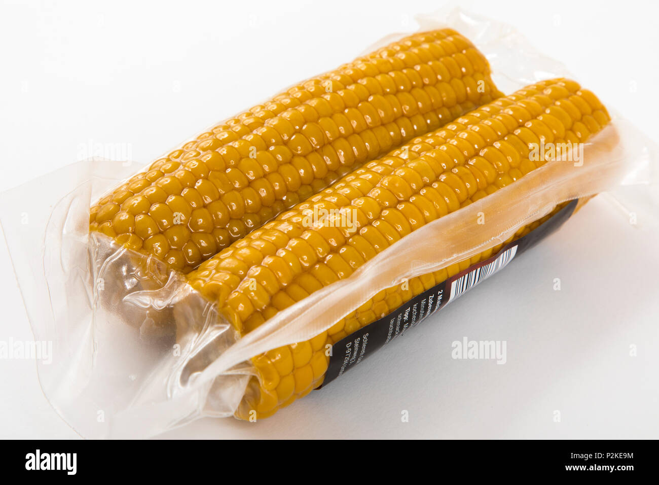 Frische Lebensmittel, Gemüse, jedes einzeln verpackt in der Plastikverpackung, alle Essen im gleichen Supermarkt auch ohne Verpackungen aus Kunststoff, Swe verfügbar ist Stockfoto