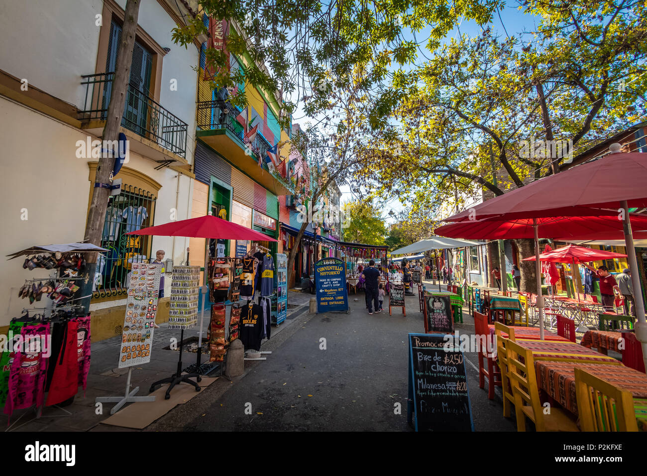 Restaurants in bunten Viertel La Boca, Buenos Aires, Argentinien Stockfoto