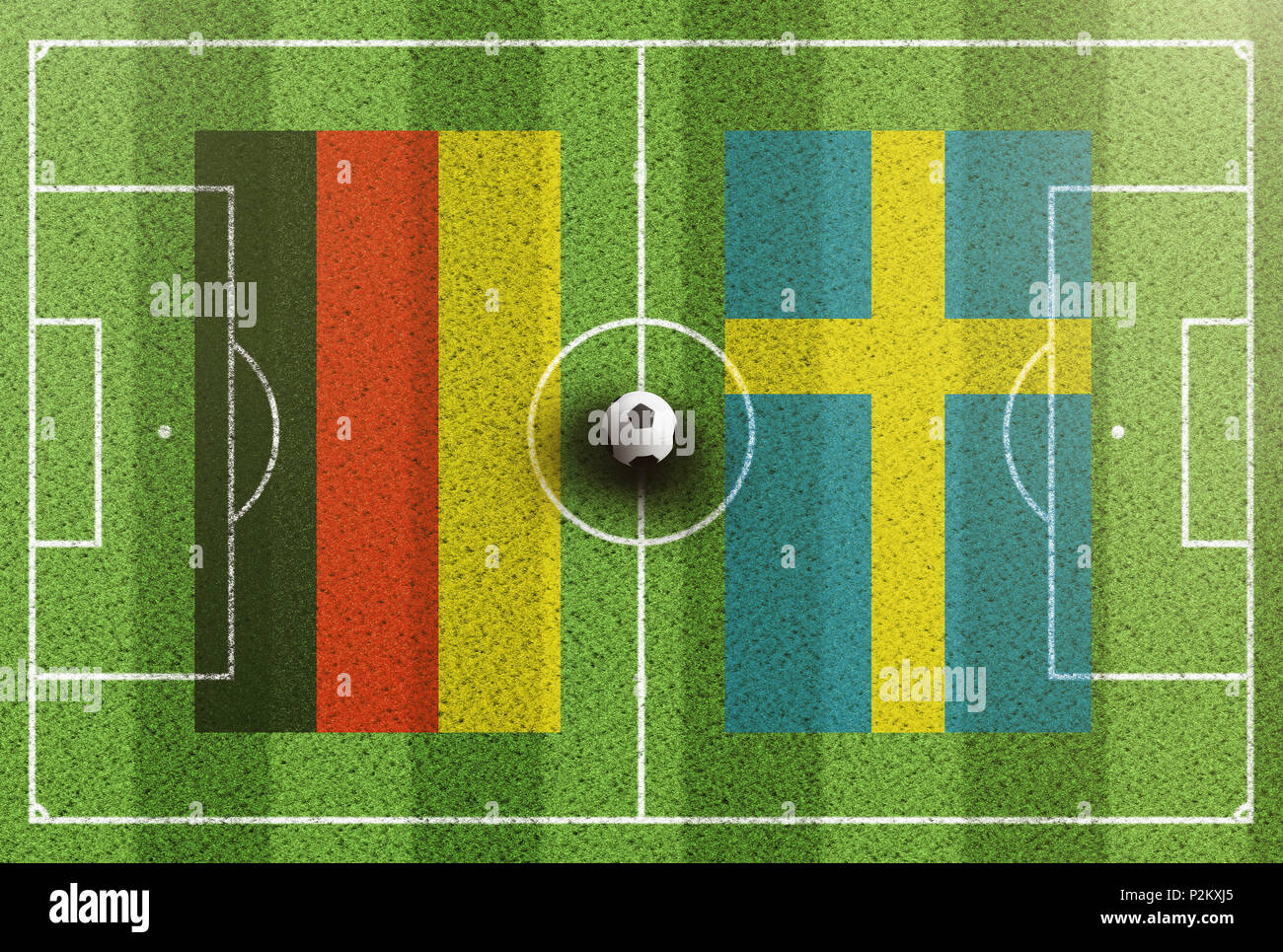 Blick von oben auf die grünen Fußballplatz mit Flaggen von Deutschland und Schweden Stockfoto