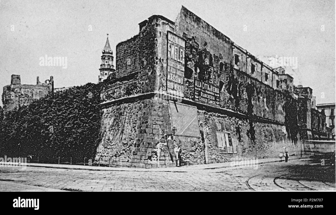 . Italiano: Napoli - Castello del Carmine (all'Incrocio Via Marina - Corso Garibaldi). Sconosciuto Autore. Ende des 19. Jahrhunderts. Unbekannt 60 Napoli, Castello del Carmine 2 Stockfoto