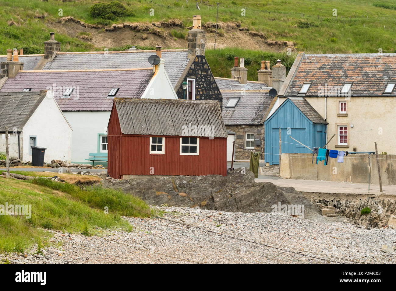 Sandend Hafen. Sandend ist ein altes Fischerdorf an der Küste von Moray Firth, Aberdeenshire, Schottland, Großbritannien Stockfoto