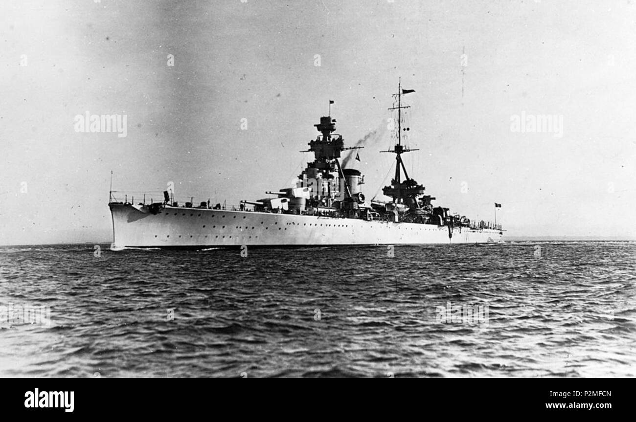 . Englisch: Olasz nehézcirkáló 02 04. 3. November 2017. Unbekannt 39 ICH KANN 02 04 Stockfoto