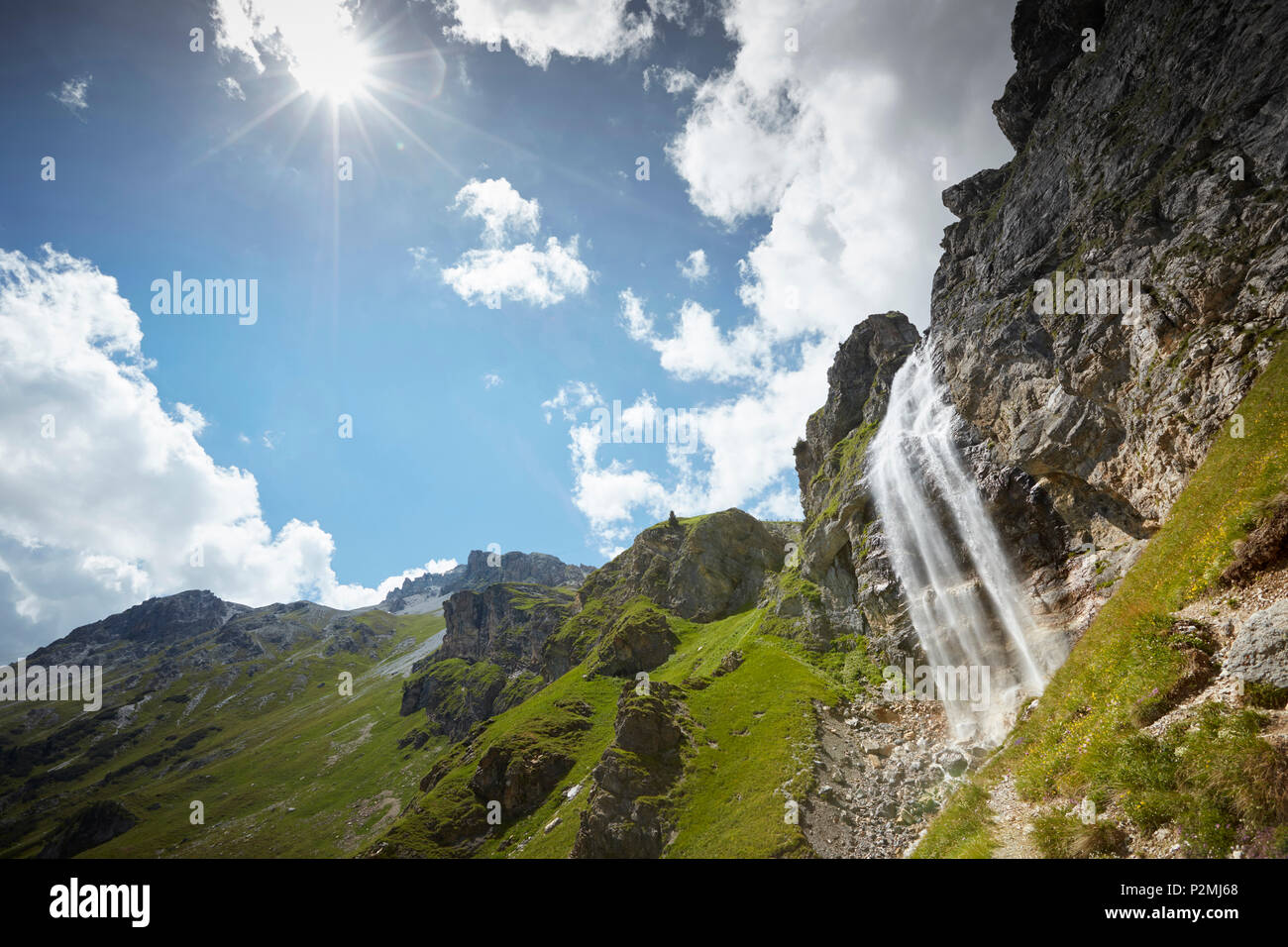 Schwarzwand Wasserfall unterhalb der Sesvenna Hütte, Sesvenna zwischen Unterengadin Schweiz und Vinschgau, Italien Stockfoto