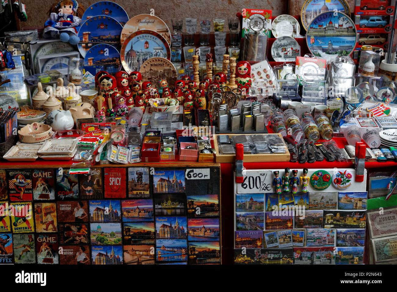 Hungary budapest souvenirs shop Fotos und Bildmaterial in hoher