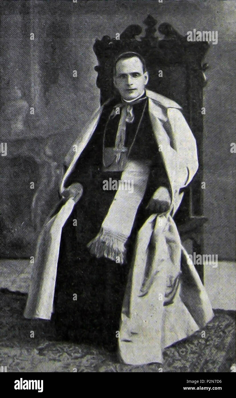 . Englisch: Bischof Vincenzo Del Signore. 8 März 2013, 23:30:43. 91 Krepideia Vescovo Vincenzo Del Signore Stockfoto