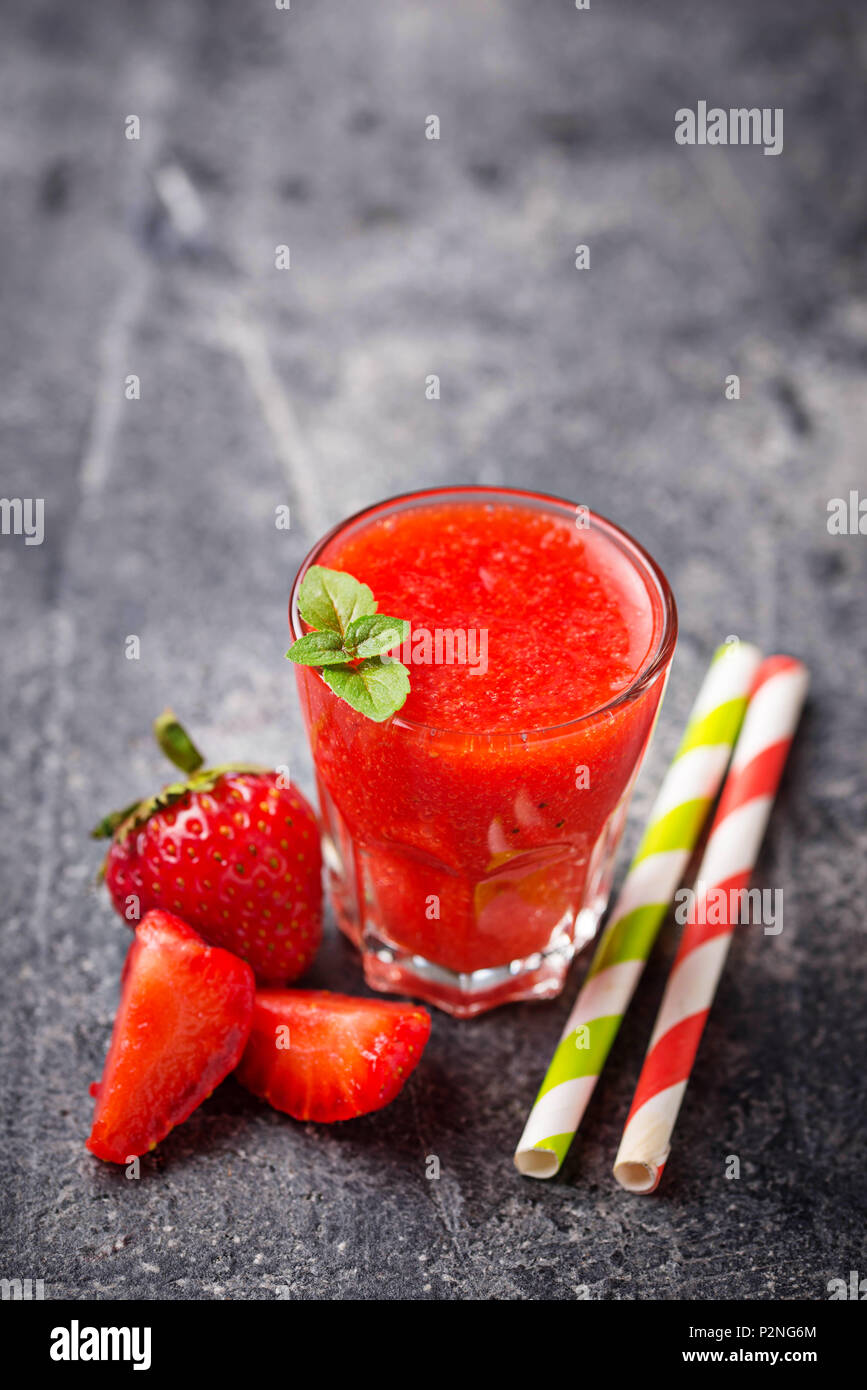 Gesunde süße Erdbeere Smoothie cocktail Stockfoto