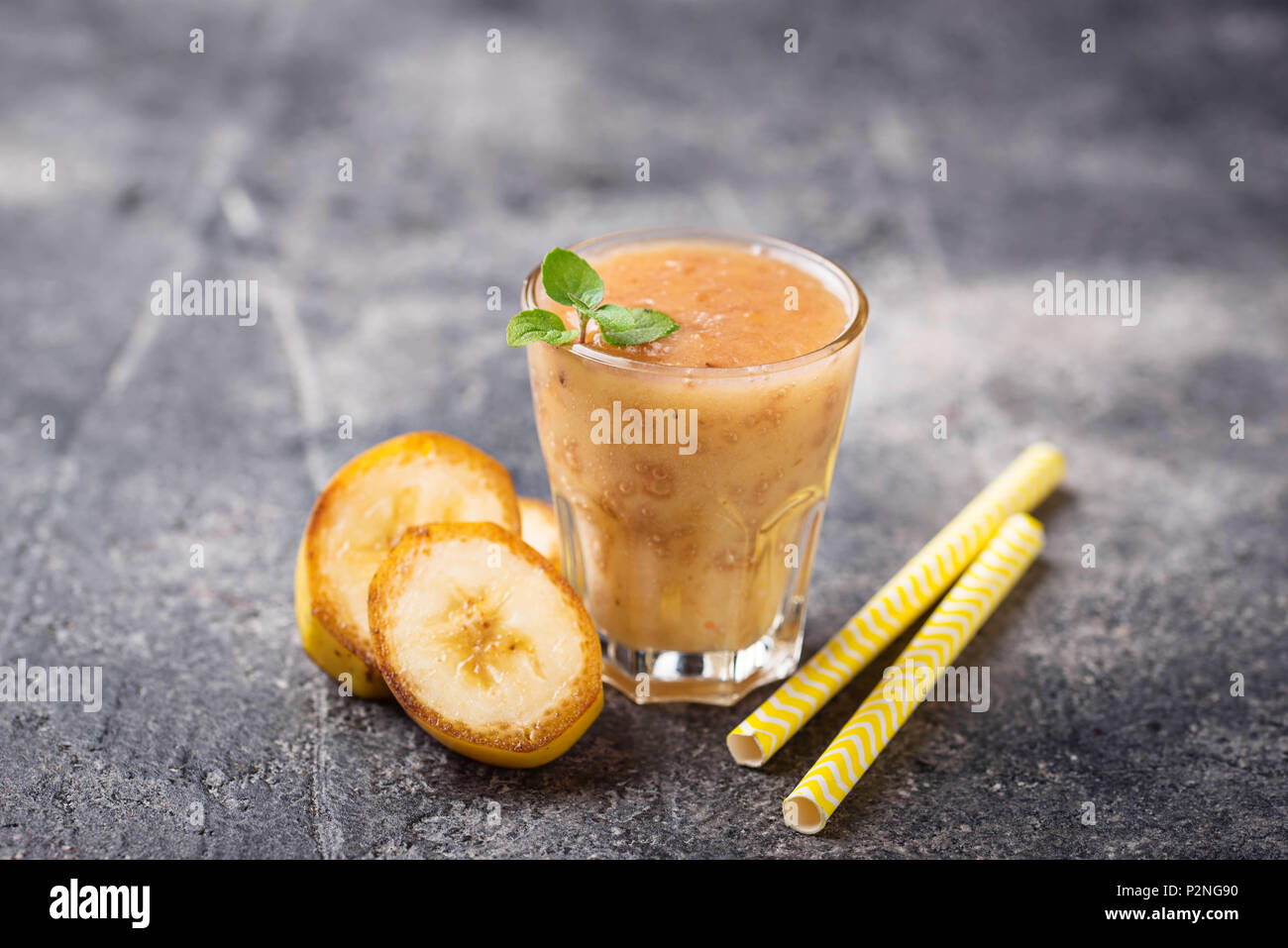 Süße gesunde Bananen Smoothie cocktail Stockfoto