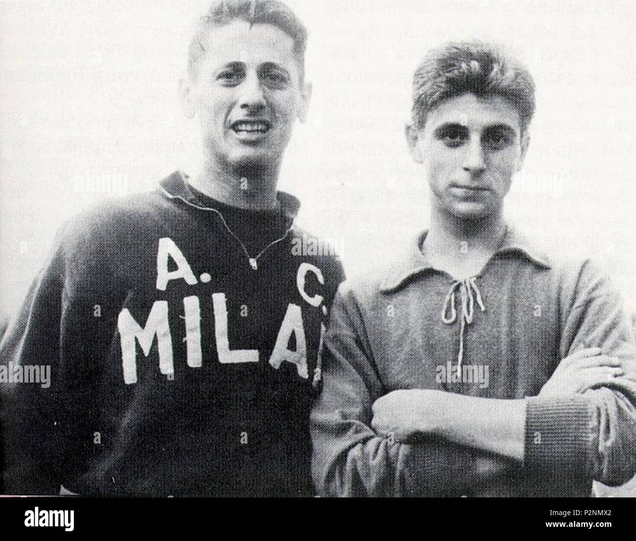 . Italiano: Ich calciatori Juan Alberto Schiaffino e Gianni Rivera nel 1960. Lizenzierung 1960 1960 1960. 10. März 2008 (original Upload Datum). Die ursprünglichen Uploader wurde Freddyballo auf Italienisch. 81 Schiaffino e Rivera Stockfoto