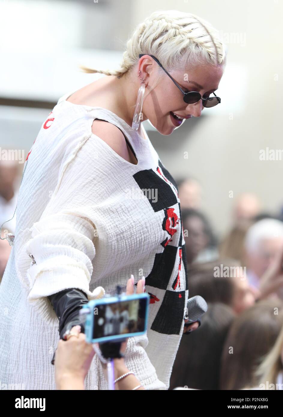 Christina Aguilera auf der NBC "Today Show" am Rockefeller Plaza 6-15 2018 Maggie Wilson/PHOTOlink.net Stockfoto