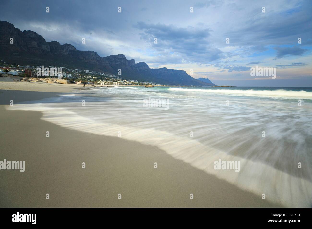 Südafrika, Western Cape, Bay Camp Strand am Fuße des Table Mountain National Park Stockfoto