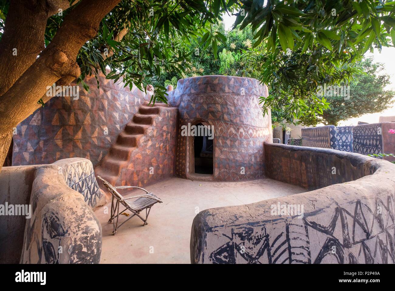 Burkina Faso, Center-Sud Region, Provinz Nahouri Kunkolo Tiebele, camp-inn mit typischen Kassena Architektur Stockfoto