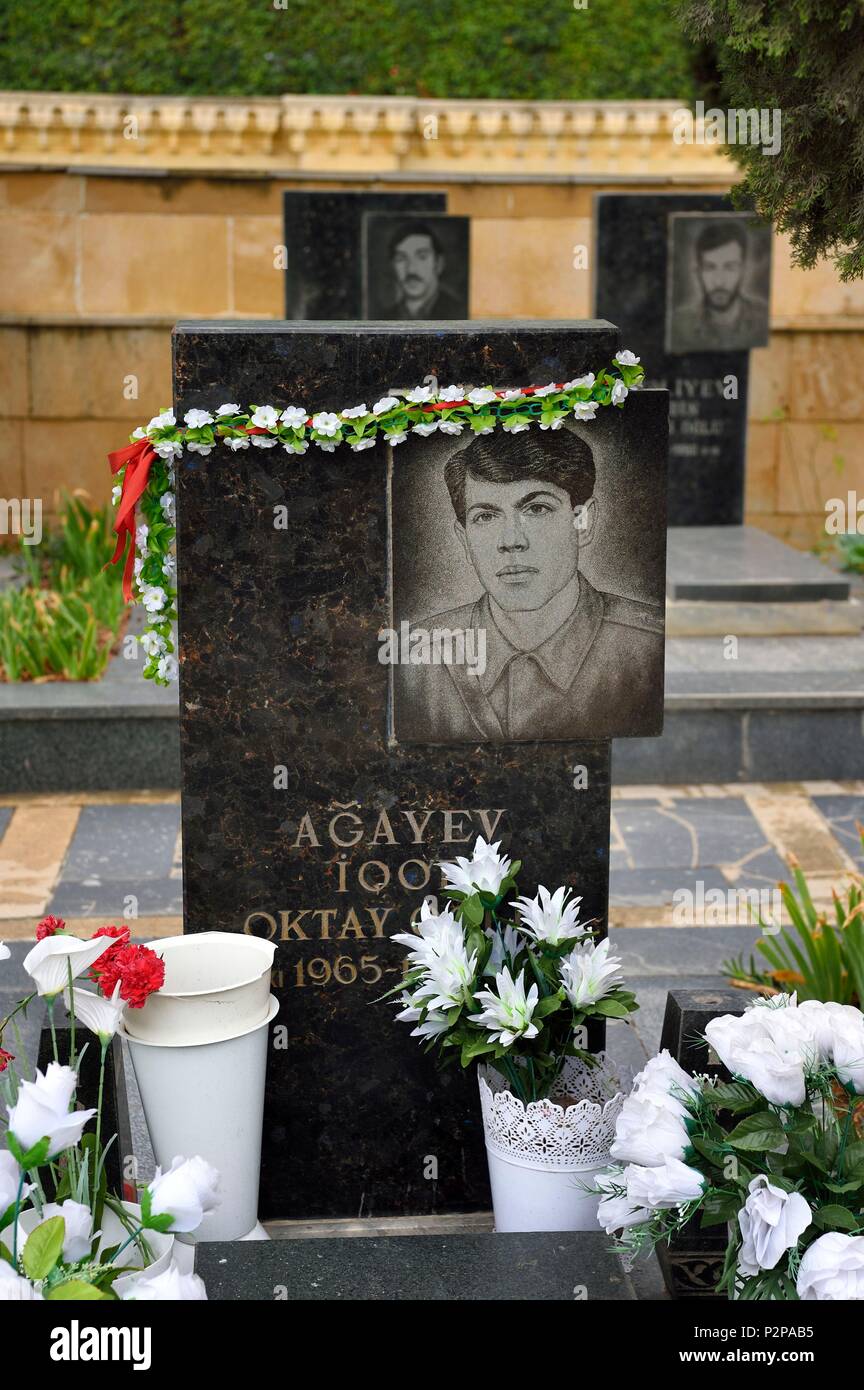 Aserbaidschan, Baku, Gasse der Märtyrer, die Gedenkstätte für die Opfer des Konflikts um Berg-Karabach Krieg gegen Armenien Stockfoto