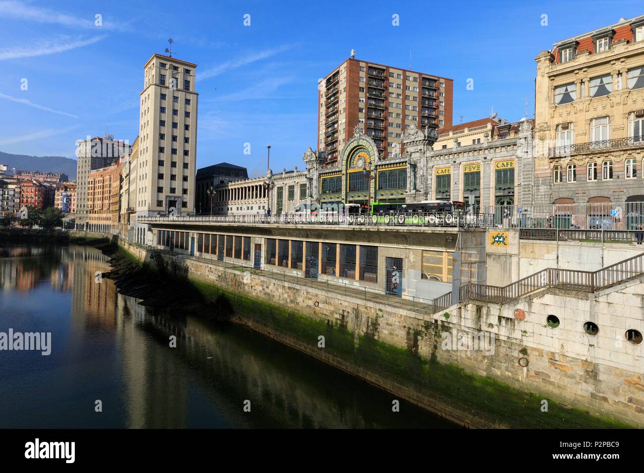 Spanien, Baskenland, Bilbao, Vizcaya, Casco Viejo, Bahnhof Abando Stockfoto