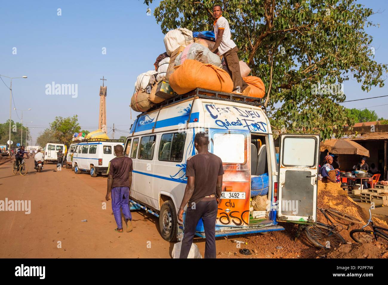 Burkina Faso, Region Hauts-Bassins, Bobo-Dioulasso, Bush - Taxis Stockfoto