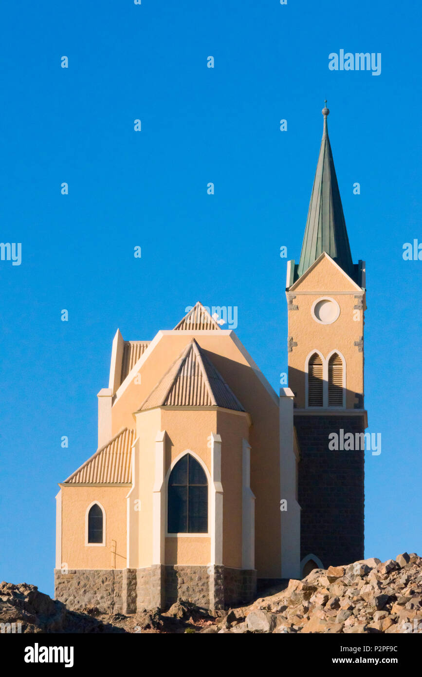 Deutsche Kirche an der Küste von South Atlantic Ocean, Lüderitz, Karas Region, Namibia Stockfoto