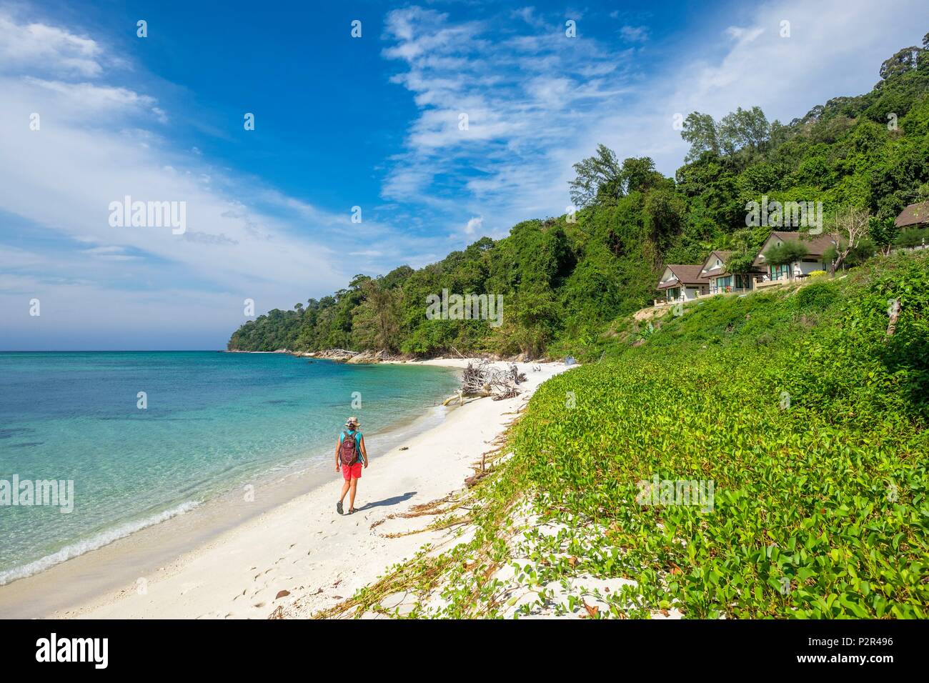 Thailand Songkhla Provinz, Tarutao National Marine Park, Ko Adang Insel, die Bungalows auf den Park blicken auf Laem Son Beach Stockfoto