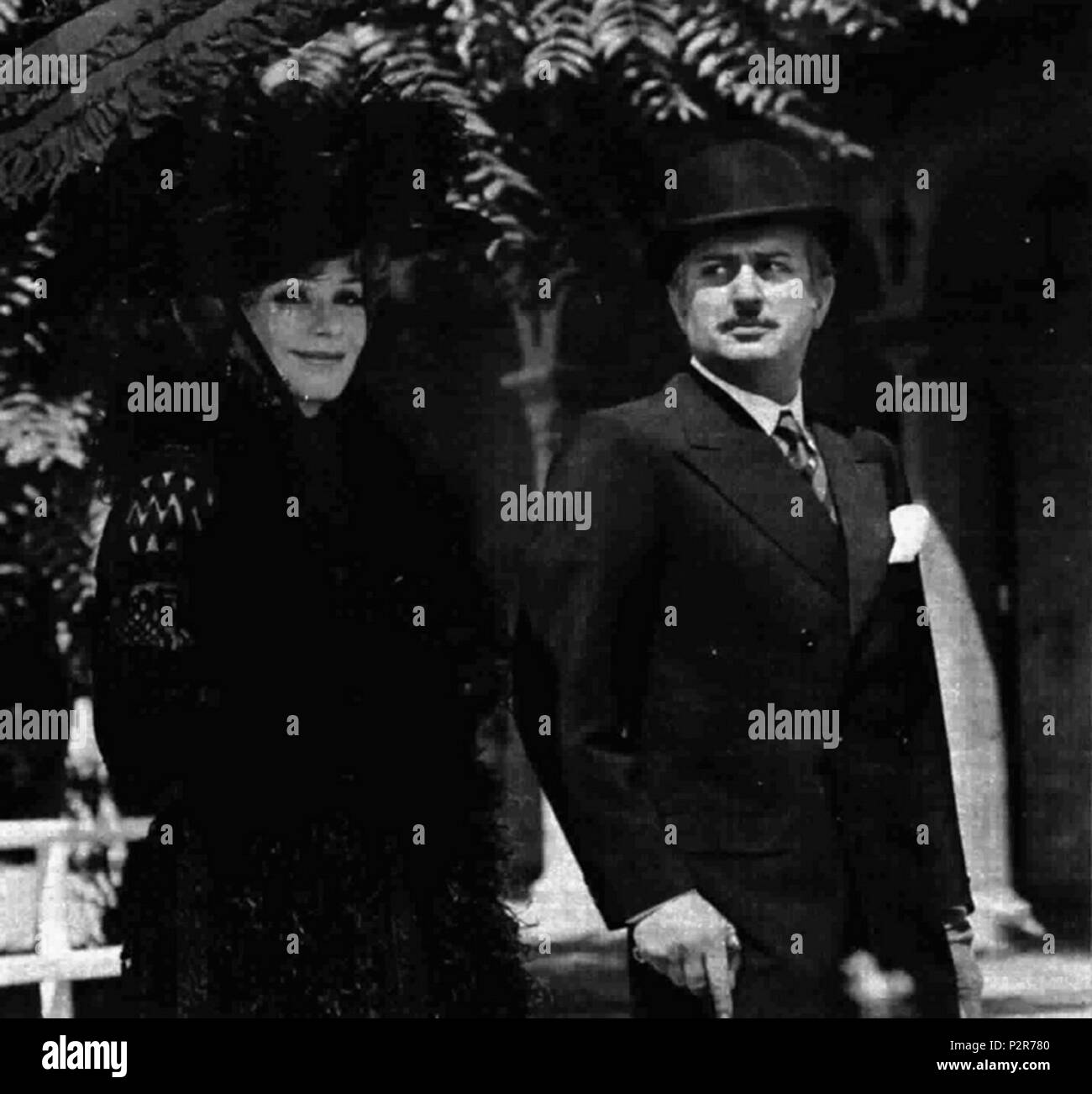 . Ingrid Thulin und Alberto Lionello Schießen des Italienischen TV-Movie Puccini in Torre del Lago. August 1972. Unbekannt 41 Ingrid Thulin und Alberto Lionello Stockfoto