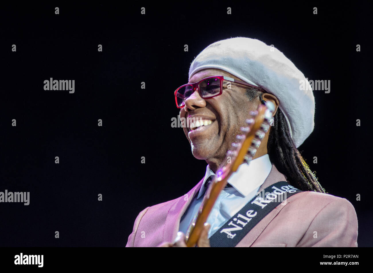 Mit Nile Rodgers Chic live Stockfoto