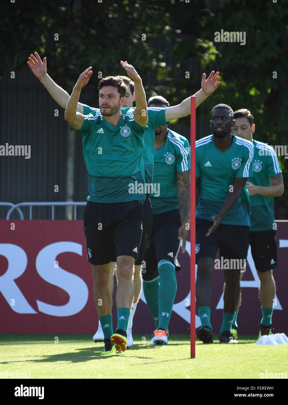 16 Juni 2018, Russland, Vatutinki, Fußball, FIFA WM 2018, Training der Deutschen Fußball-Nationalmannschaft: Deutsche Nationalmannschaft während des Trainings. Foto: Ina Faßbender/dpa Stockfoto