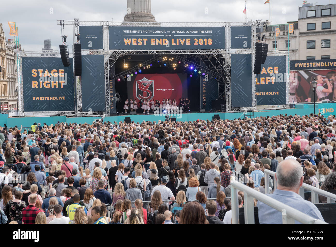 London, UK, 16. Juni 2018. Tausende besucht am West End Live am 16. Juni 2018 auf dem Trafalgar Square in London zu sehen. Credit: Siehe Li/Alamy leben Nachrichten Stockfoto