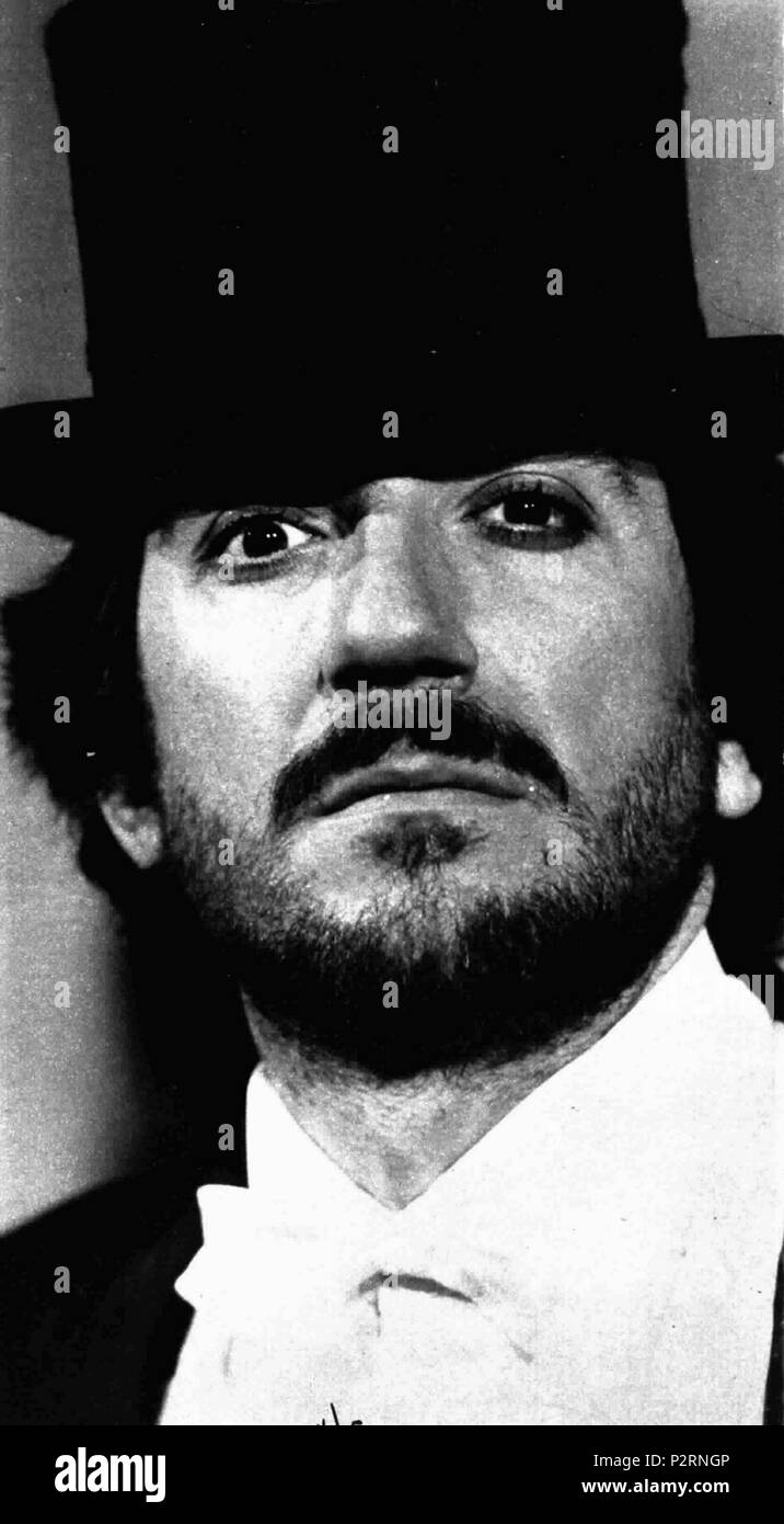 . Italienische Schauspieler Gigi Proietti im italienischen TV-show Sabato sera dalle Nove alle Dieci. 20. Januar 1974. Unbekannt 34 Gigi Proietti 1974 Stockfoto