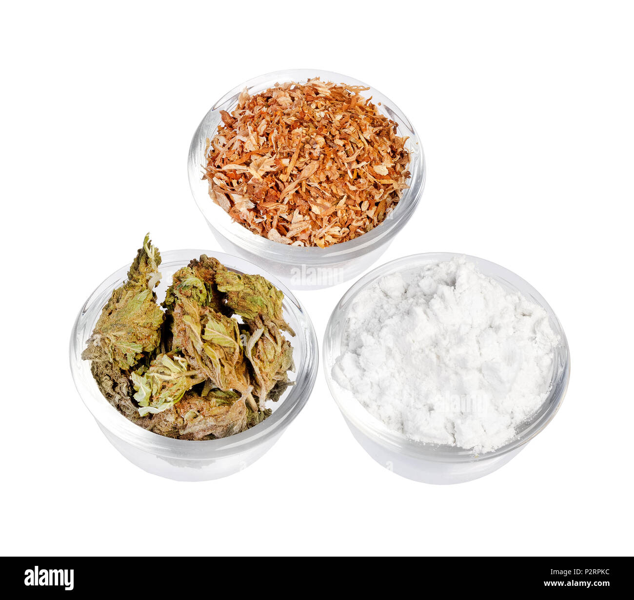 Platten mit Kokain, Cannabis, Tabak auf Hintergrund isoliert Stockfoto