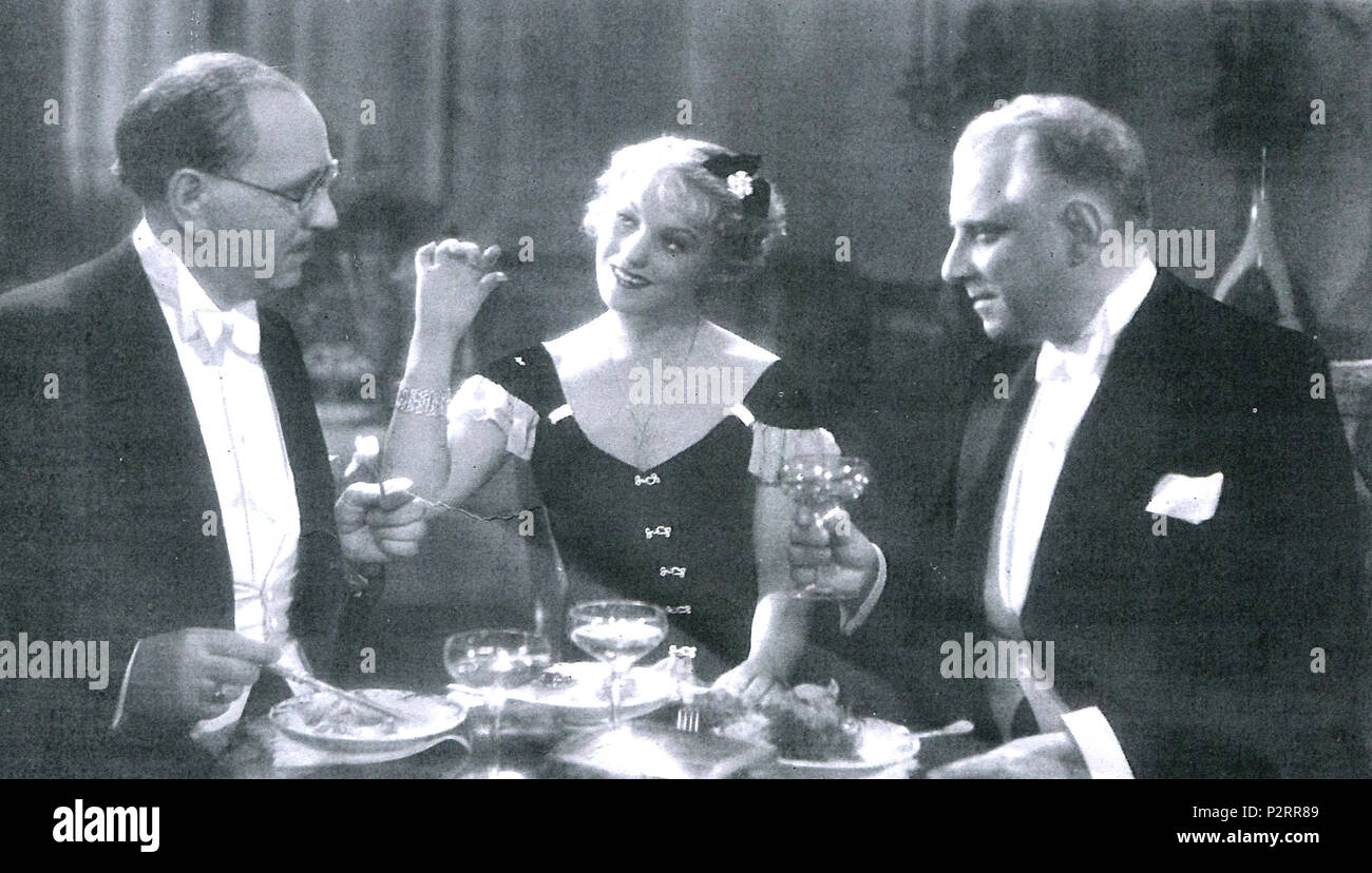 Donna tra una Due Mondi Alessandrini 1936 23 Donna 2 mondi Cristina + Noris + Stockfoto