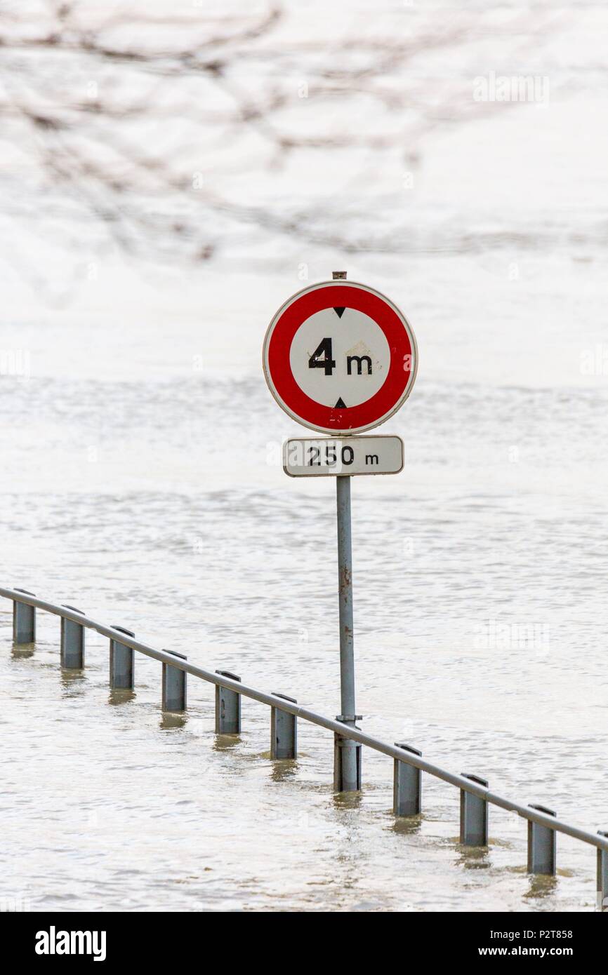 Frankreich, Paris, die Ufer der Seine, der Seine Hochwasser im Januar 2018 auf 5,85 m, die überfluteten express Shoreline Stockfoto
