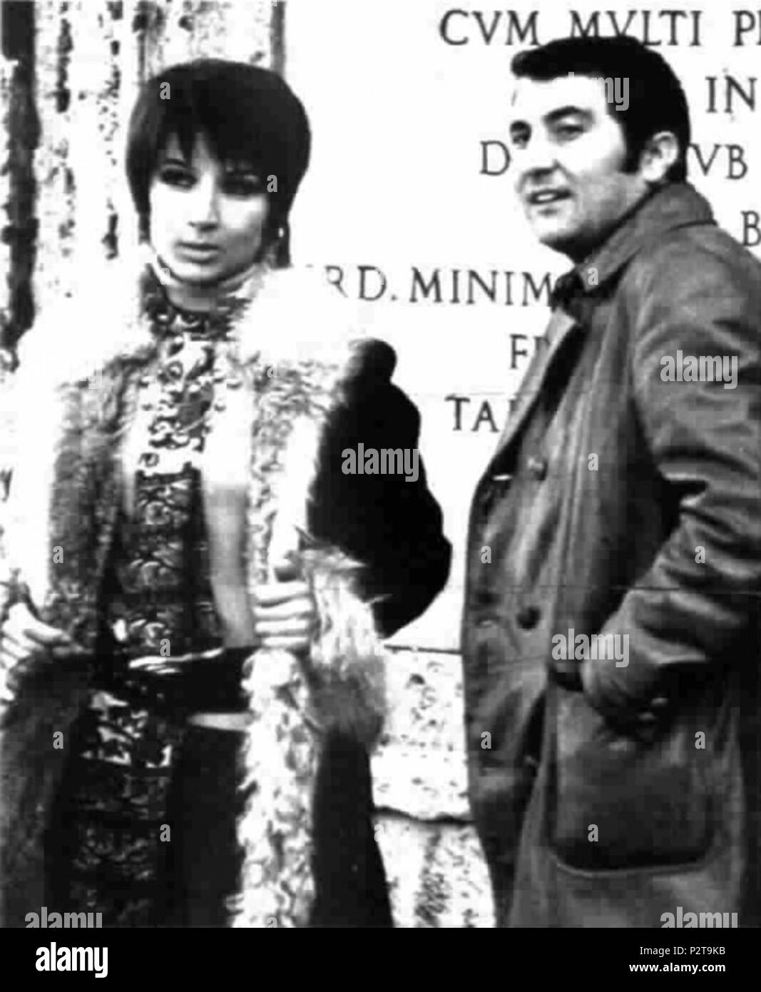 . Italienischen Schauspieler Claudia Caminito und Pino Caruso. 22. Februar 1970. Unbekannt 19 Claudia Caminito und Pino Caruso Stockfoto