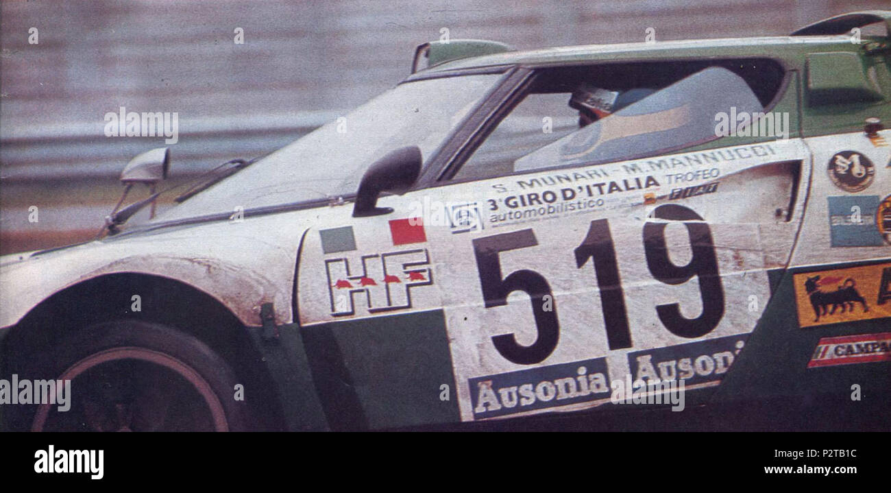 . Italienische Fahrer Sandro Munari auf Lancia Stratos Turbo gesponserte Alitalia auf der Automotive Tour 1975 von Italien. Zwischen dem 12. Oktober 1975 und 17. Oktober 1975. Unbekannt 79 Sandro Munari - Lancia Stratos Turbo Alitalia (Automotive Tour 1975 von Italien) Stockfoto