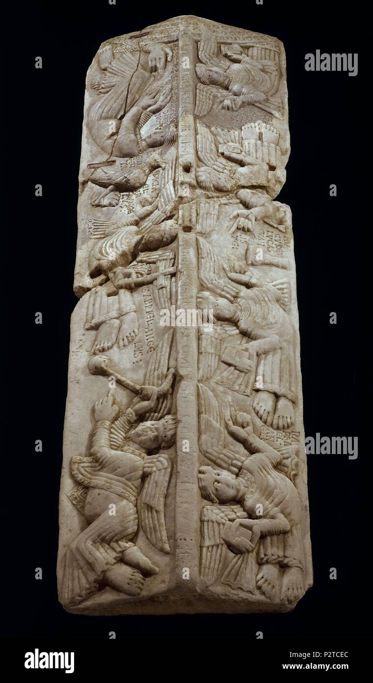 Sarkophag von Alonso Perez de Sahagún. Pedro Ansurez' Sohn. Spanisch Romanische Skulptur. Madrid, Nationalmuseum für Archäologie. Lage: MUSEO ARQUEOLOGICO NACIONAL - COLECCION, MADRID, SPANIEN. Stockfoto