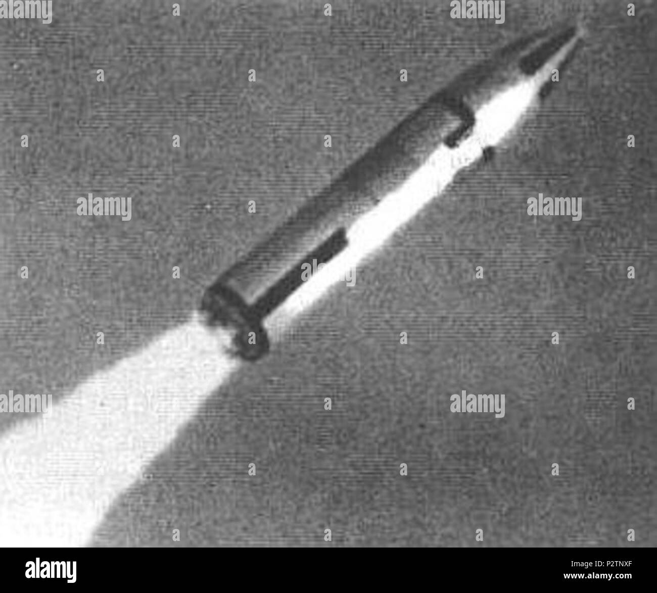 . Englisch: Italienische 'Alfa' missile Test starten. 1975. Unbekannt 5 Alfa Rakete Stockfoto