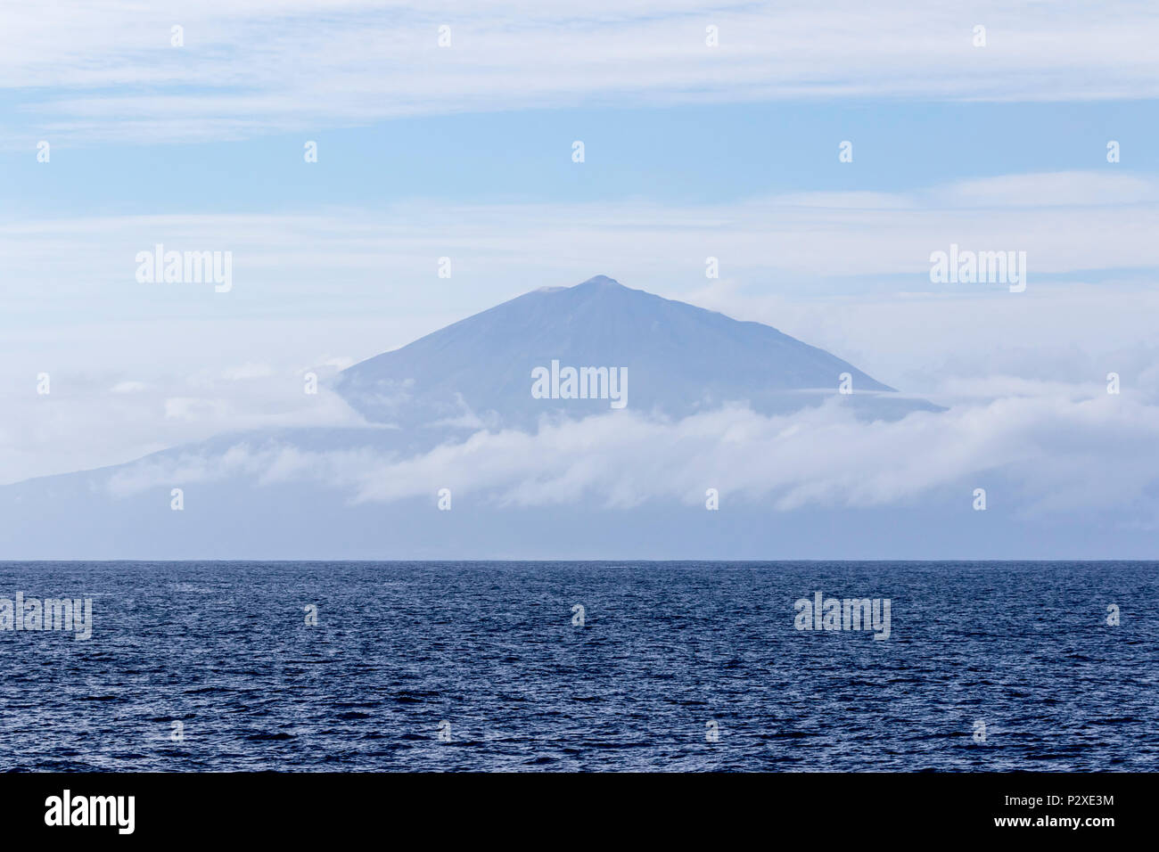 Tristan da Cunha, wie von Nightingale Island, British Overseas Territories, South Atlantic Ocean gesehen Stockfoto