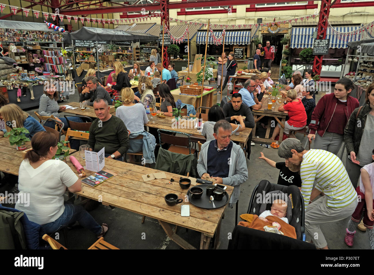 Altrincham erfolgreichen Retail Town Market (ähnlich Borough Market), Trafford Rat, Greater Manchester, North West England, Großbritannien Stockfoto