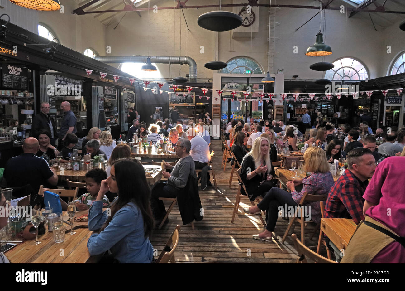 Altrincham erfolgreichen Retail Town Market (ähnlich Borough Market), Trafford Rat, Greater Manchester, North West England, Großbritannien Stockfoto