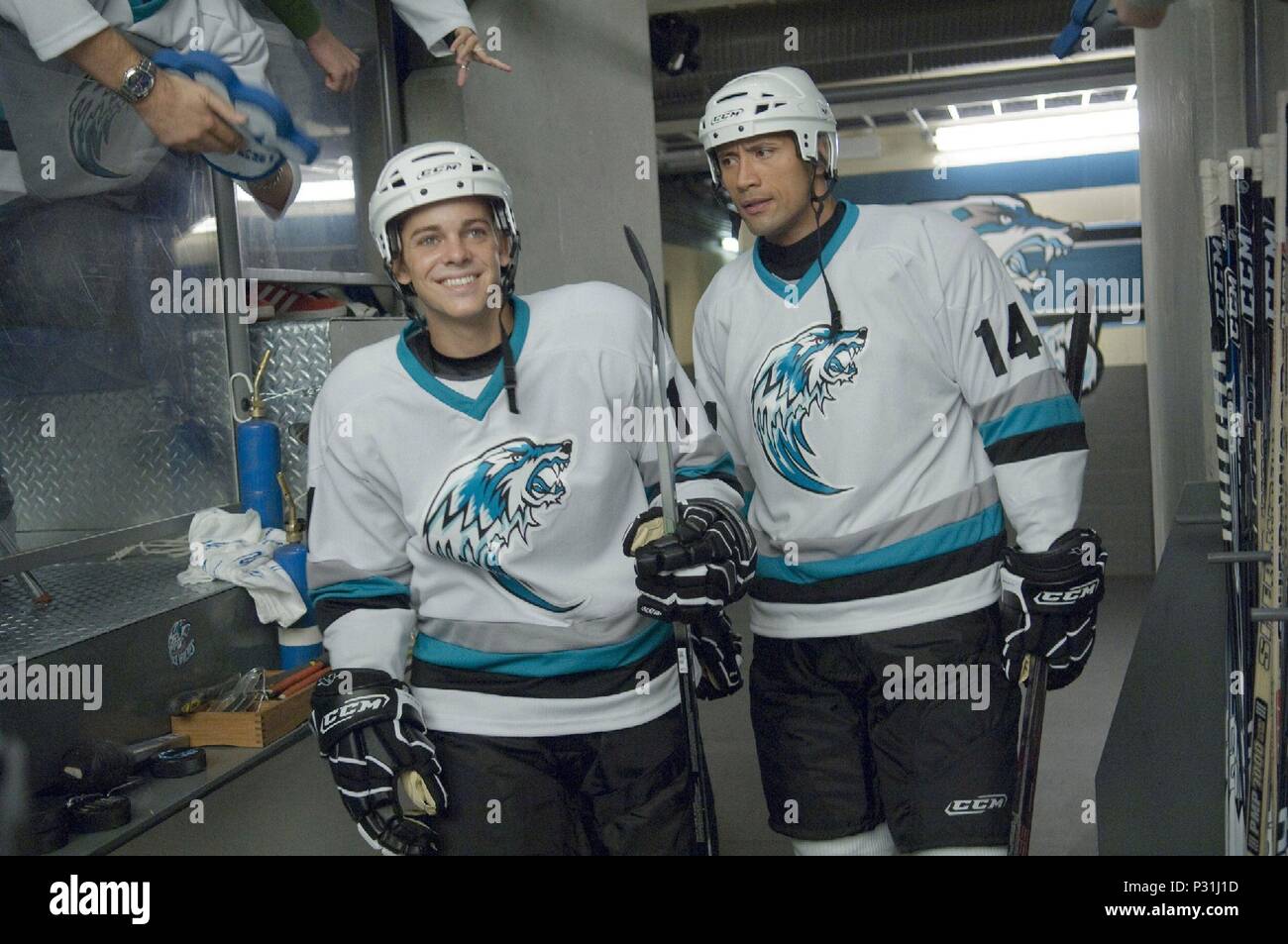 Original Film Titel: Tooth Fairy. Englischer Titel: Tooth Fairy. Regisseur: MICHAEL LEMBECK. Jahr: 2010. Stars: den Fels; Ryan Sheckler. Gutschrift: 20. Jahrhundert - Fox Film Corporation/DAVID UNTERHALTUNG/Album Stockfoto