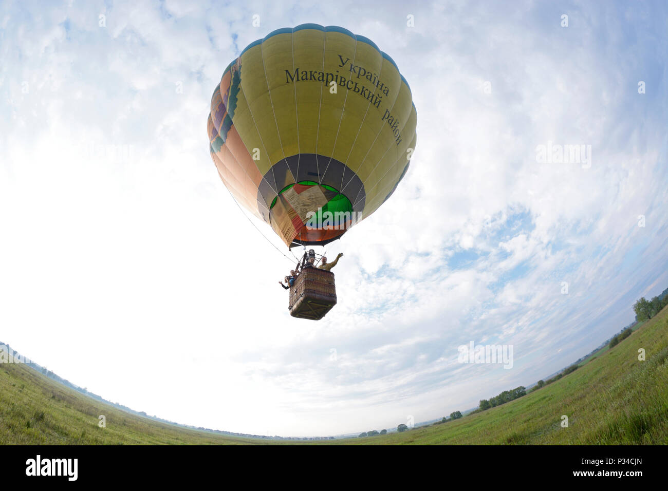 Heißluft-Ballon driften in der Luft. Festival der Ballone" Pereiaslav 2018". Mai 6, 2018. Pereiaslav, Ukraine Stockfoto
