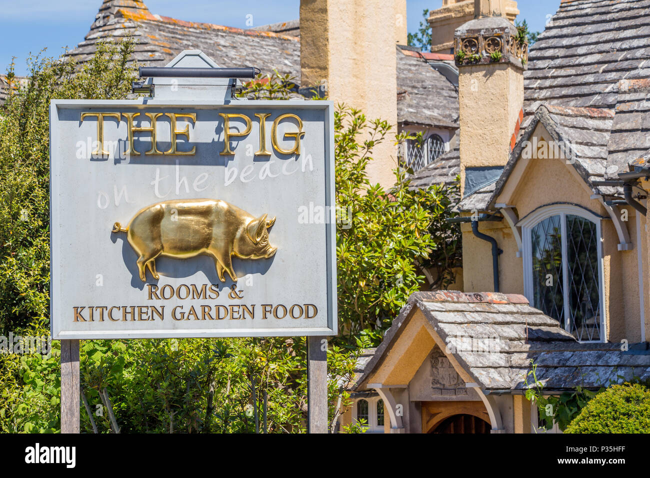 Das Schwein am Strand, Restaurant Hotel in North, Dorset, England Stockfoto