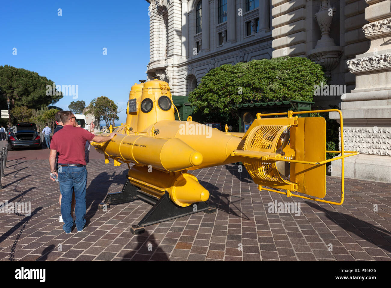Monaco, yellow Submarine vor der Ozeanographischen Museum, Mini-U-Boot ...