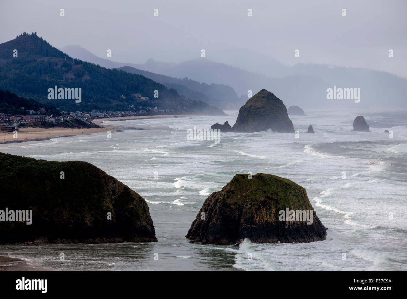 Oder 02482-00 ... OREGON - in Richtung Süden auf Canon Strand von Ecola State Park Stockfoto