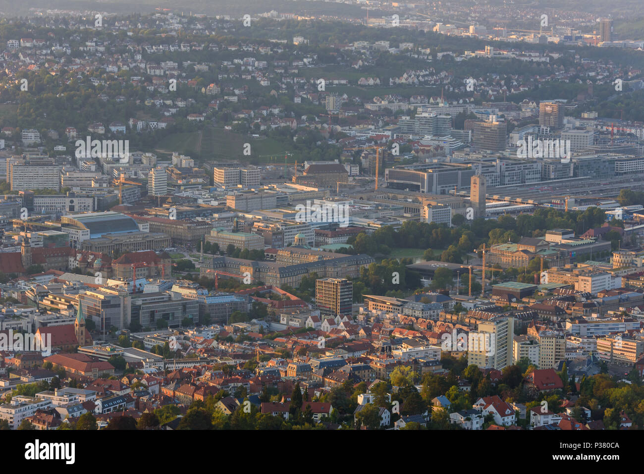Schlossplatz stuttgart luftbild -Fotos und -Bildmaterial in hoher ...
