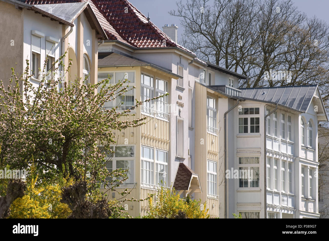 Sellin, Deutschland, Häuser in der typischen Baederarchitektur Stockfoto