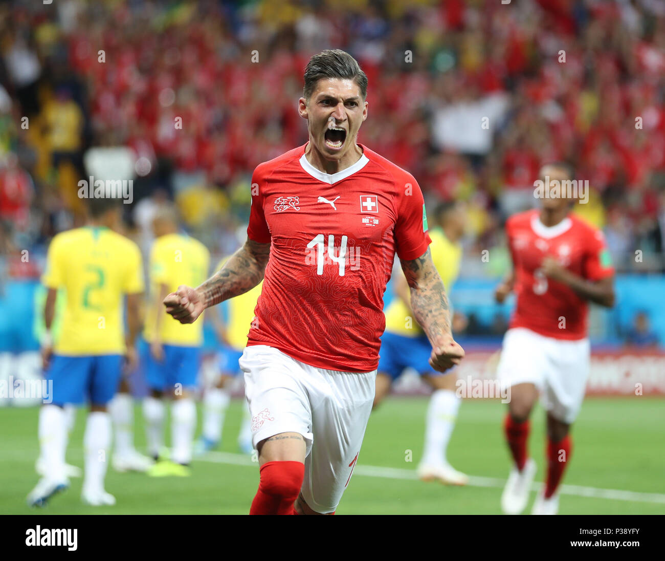 Rostov am Don. 17 Juni, 2018. Steven Zuber der Schweiz feiert zählen  während einer Gruppe E Match zwischen Brasilien und der Schweiz, bei der  FIFA Fußball-Weltmeisterschaft 2018 in Rostow-am-Don, Russland, 17. Juni