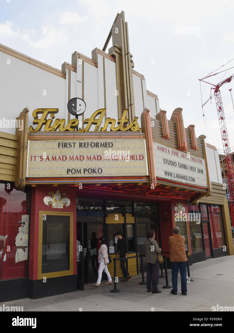 Los Angeles, Kalifornien, USA. 17 Juni, 2018. Die Ahrya Bildende Kunst Theater ein Rechteck über den der 55. Jahrestag Criterion Collection Screening von 'It'S A Mad Mad Mad Mad World" bei Ahrya Bildende Kunst Kino in Beverly Hills. Credit: Billy Bennight/ZUMA Draht/Alamy leben Nachrichten Stockfoto