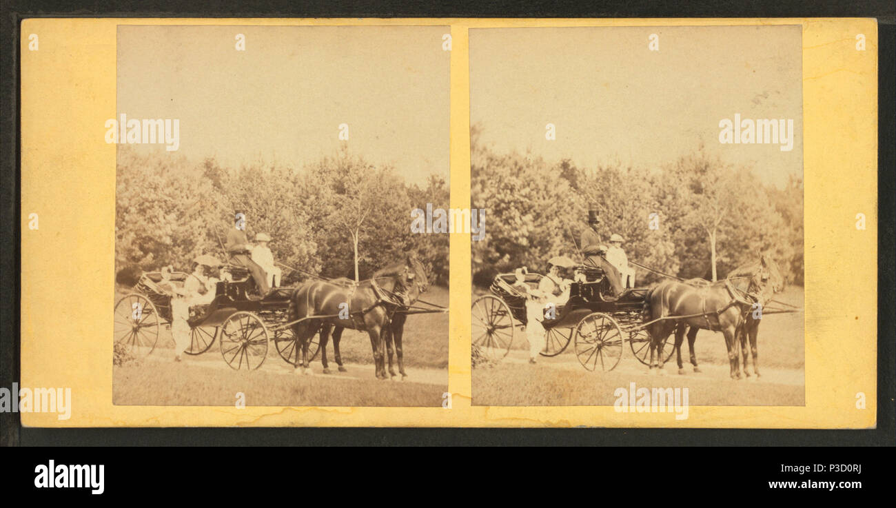 . Die Menschen in den Trainer mit afrikanischen amerikanischen Kutscher. Abdeckung: 1860?-1869?. Quelle Impressum: 1860?-1869?. Digitale Element veröffentlicht 1-25 2006; 5-18-2009 aktualisiert. 234 Menschen im Reisebus mit afrikanischen amerikanischen Kutscher, von Robert N. Dennis Sammlung von stereoskopische Ansichten 3. Stockfoto