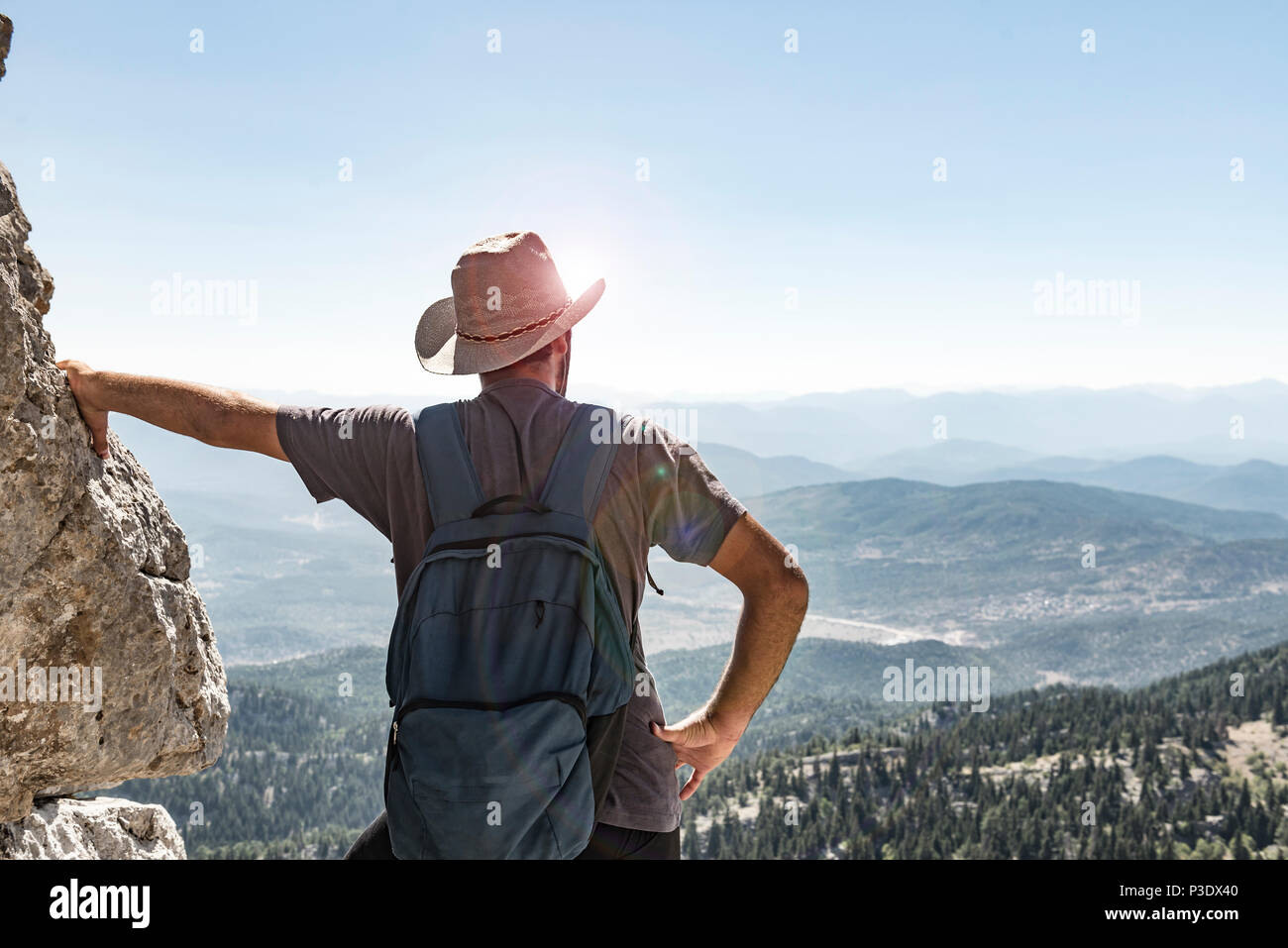 Zur Inspiration aus den Bergen kommen und Frieden zu finden Stockfoto