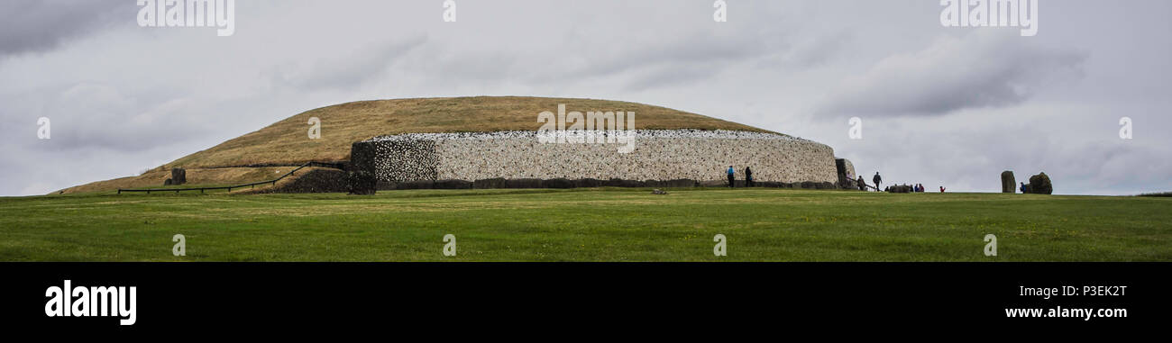 Newgrange Steinzeit passage Grab in der Nähe von Navan, County Meath Stockfoto