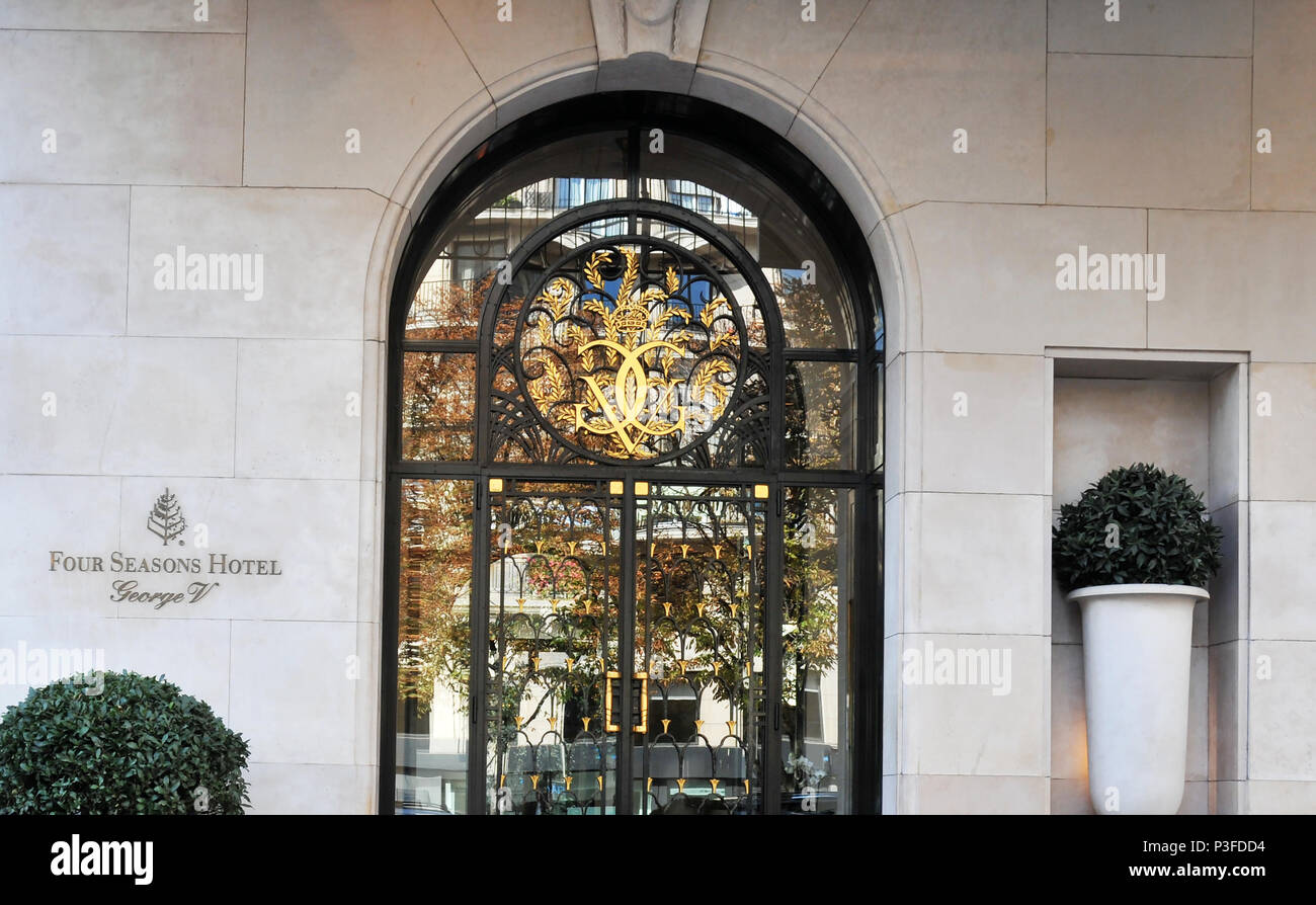 Das Four Seasons Hotel George V, Paris, Frankreich Stockfoto