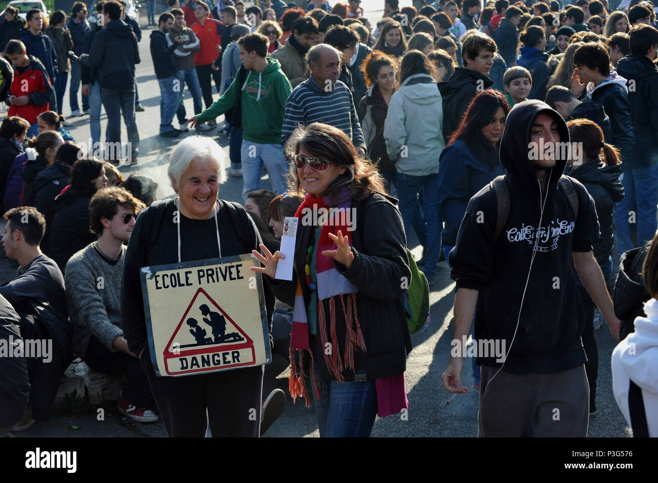 Rom. Studenten protestieren gegen die Politik der Regierung. Italien. Stockfoto